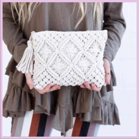 White crochet pouch / bag - Picture 2 of 12